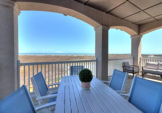 Photo 4 of Single family home for sale at 6501 Villa Castellon Dr, Port Aransas, TX 78373 | MLS# 21321910 | Listing updated on 2026-09-27
