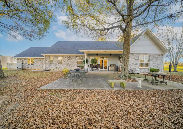 Homes for sale in Mount Vernon, TX | 1032 W Fm 900, Mount Vernon, TX 75457 | MLS# 21321922