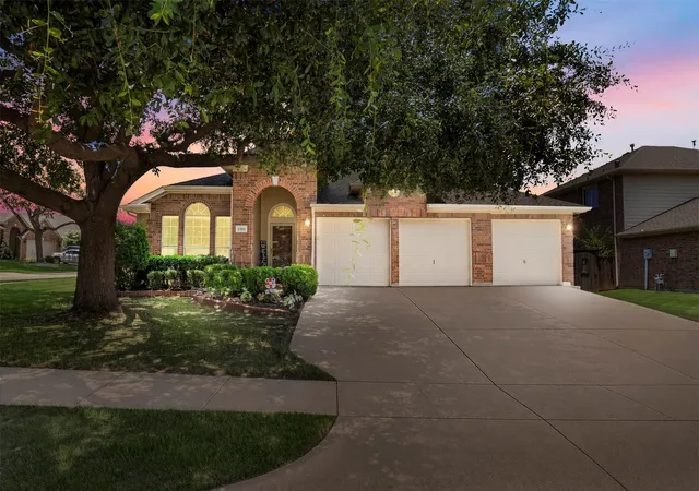 Photo 1 of Single family home for sale at 1201 Iron Horse St, Wylie, TX 75098 | MLS# 21321782 | Listing updated on 2026-08-17