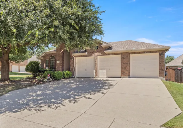 Photo 3 of Single family home for sale at 1201 Iron Horse St, Wylie, TX 75098 | MLS# 21321782 | Listing updated on 2026-10-29