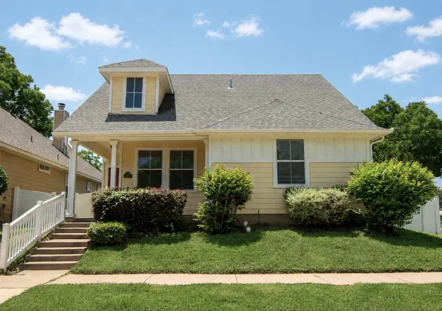 1st image of 1729 Cambridge Dr, Providence Village, TX 76227 | MLS# 21276381