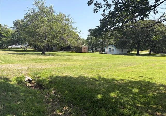Photo 1 of Land for sale at 70 Seminole Dr, Gordonville, TX 76245 | MLS# 21321974 | Listing updated on 2026-07-06