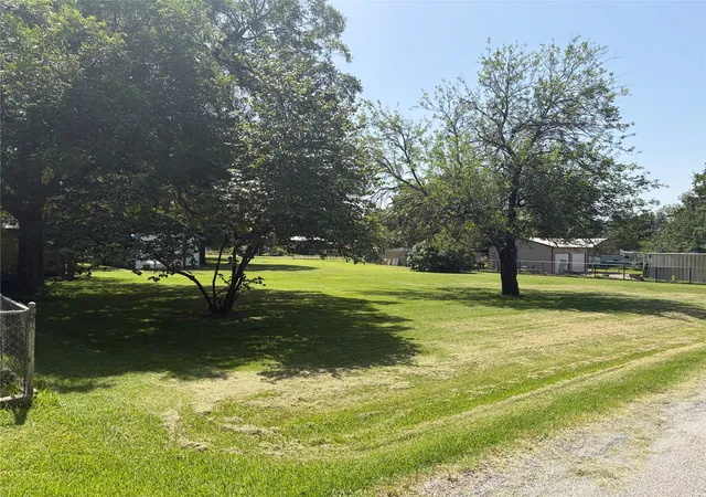 Photo 2 of Land for sale at 70 Seminole Dr, Gordonville, TX 76245 | MLS# 21321974 | Listing updated on 2026-07-06