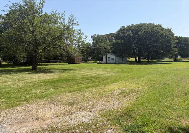 Photo 3 of Land for sale at 70 Seminole Dr, Gordonville, TX 76245 | MLS# 21321974 | Listing updated on 2026-07-06