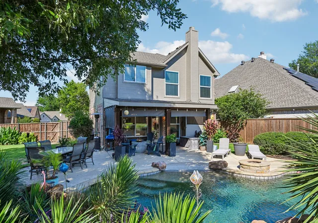 Homes for sale in Bedford, TX | 2204 Wembley Wood Ln, Bedford, TX 76022 | MLS# 21321988