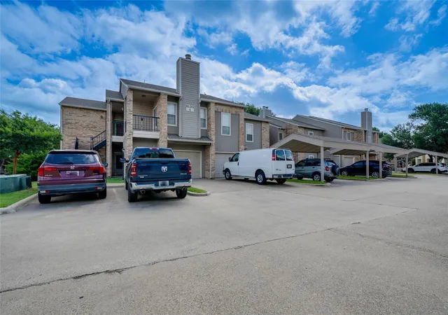 Photo 3 of Condo for sale at 1700 Amelia Ct #613, Plano, TX 75075 | MLS# 21321999 | Listing updated on 2026-08-28