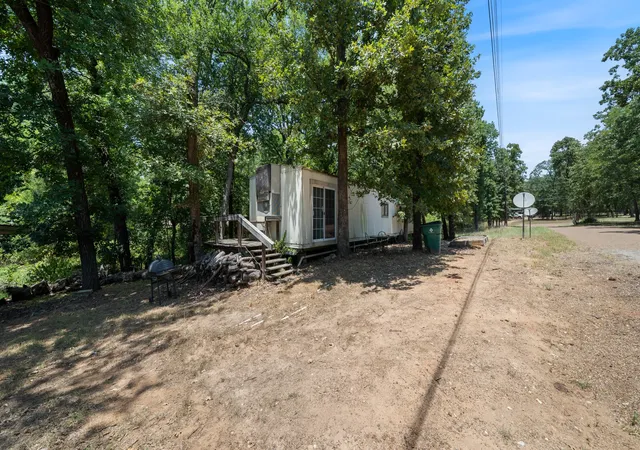 Photo 2 of Manufactured home for sale at 2205 Hickory St, Mabank, TX 75156 | MLS# 21322046 | Listing updated on 2026-09-04