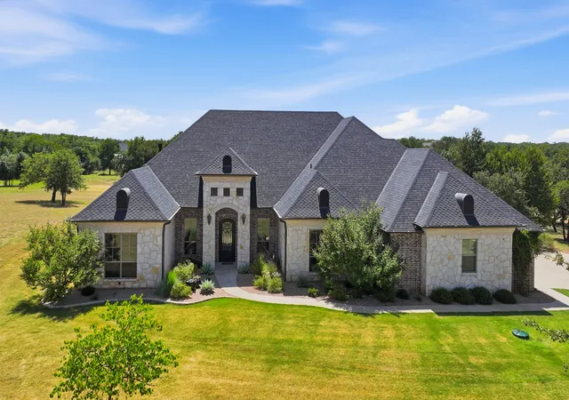 Photo 1 of Single family home for sale at 140 Rocky Run St, Lipan, TX 76462 | MLS# 21321957 | Listing updated on 2026-08-25