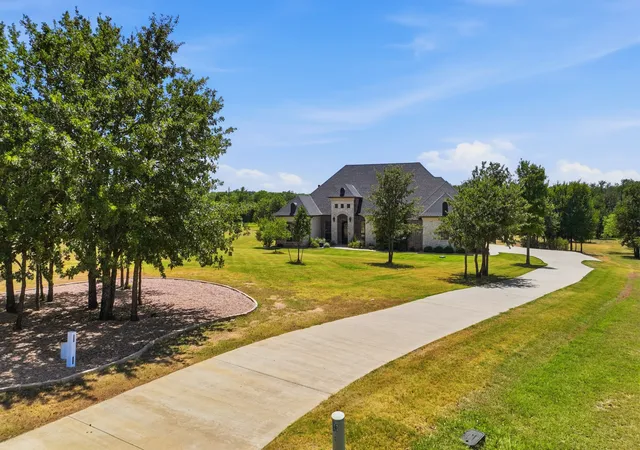 Photo 2 of Single family home for sale at 140 Rocky Run St, Lipan, TX 76462 | MLS# 21321957 | Listing updated on 2026-08-25
