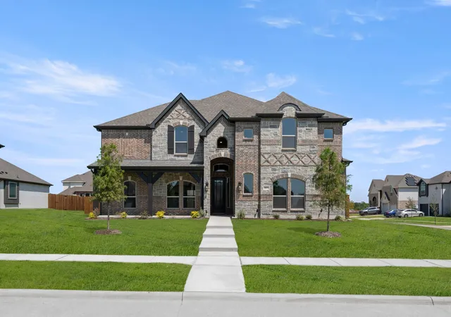 Photo 1 of Sale Pending at 1823 Marlow Dr, Cedar Hill, TX 75104 | MLS# 21322064 | Listing updated on 2026-09-21