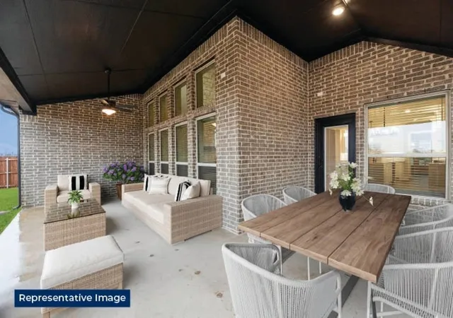 Photo 3 of Sale Pending at 1823 Marlow Dr, Cedar Hill, TX 75104 | MLS# 21322064 | Listing updated on 2026-09-21
