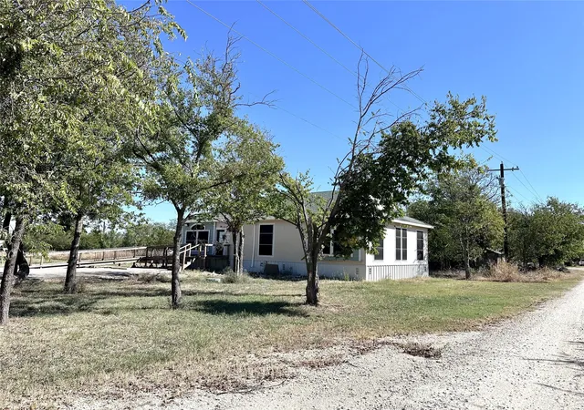 Homes for sale in Baird, TX | 501 Peyton St, Baird, TX 79504 | MLS# 21322108