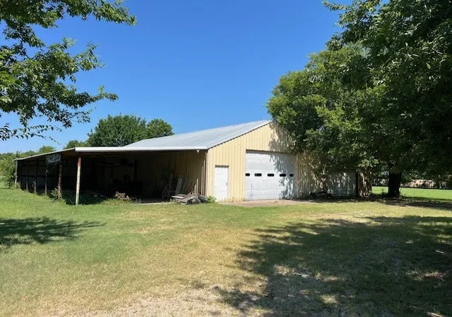 Photo 4 of Single family home for sale at 6477 W Fm 922, Valley View, TX 76272 | MLS# 21322170 | Listing updated on 2026-07-07