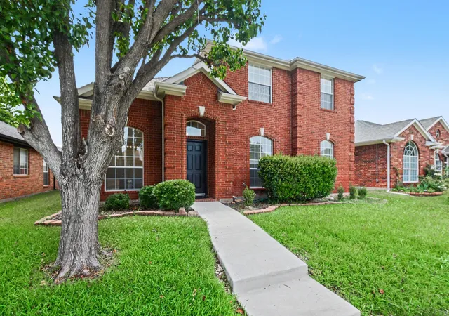 Photo 3 of Single family home for sale at 6017 Apache Dr, The Colony, TX 75056 | MLS# 21322210 | Listing updated on 2026-07-28