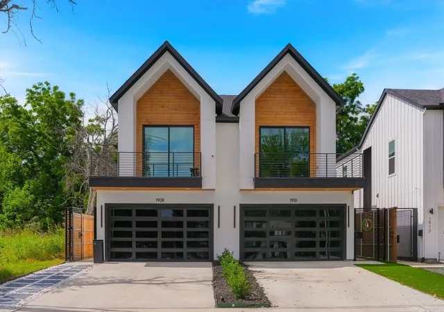 Photo 1 of Single family home for sale at 1908 Duluth St, Dallas, TX 75212 | MLS# 21321136 | Listing updated on 2026-07-22