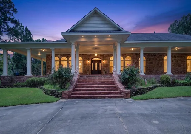 Photo 3 of Single family home for sale at 3669 Fountainbleau Rd, Keithville, LA 71047 | MLS# 21319769 | Listing updated on 2026-09-16