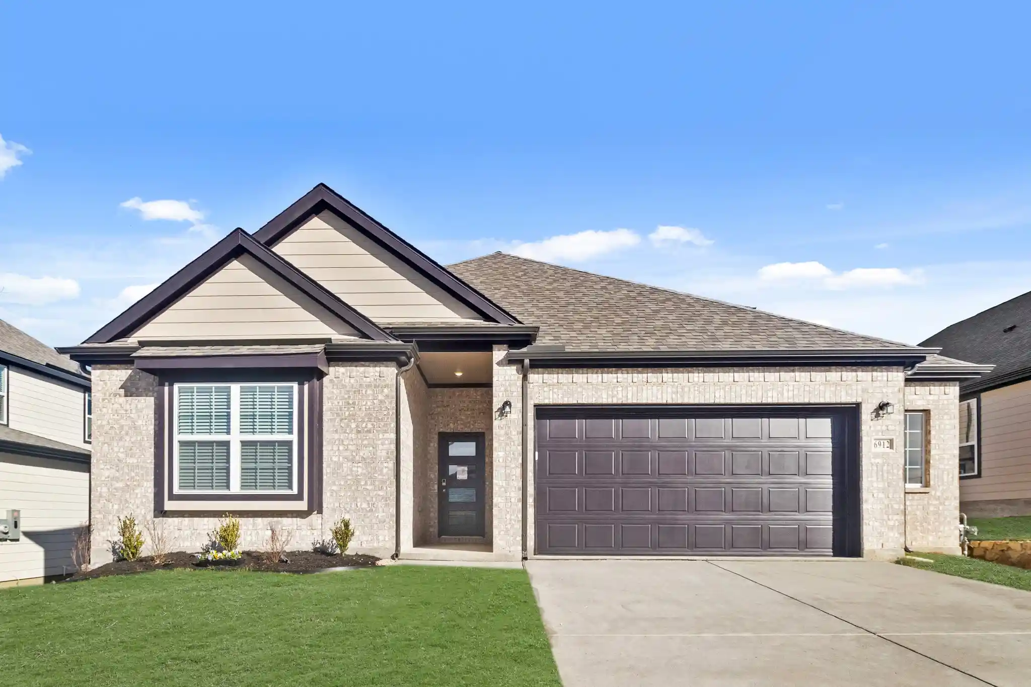 Photo 1 of Single family home for sale at 6912 Night Owl Ln, Crowley, TX 76036 | MLS# 21322265 | Listing updated on 2026-10-18