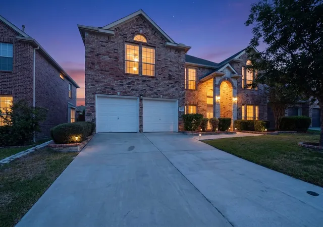 Photo 3 of Single family home for sale at 8613 Russell Dr, Rowlett, TX 75089 | MLS# 21322295 | Listing updated on 2026-09-29