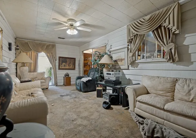 Photo 4 of Sale Pending at 5511 Singing Hills Dr, Dallas, TX 75241 | MLS# 21296114 | Listing updated on 2026-07-27