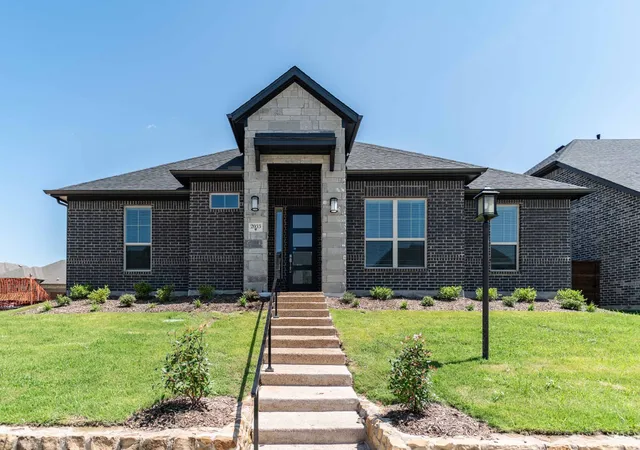 Photo 1 of Single family home for sale at 2033 Blue Moon Bay, Mesquite, TX 75181 | MLS# 21322318 | Listing updated on 2026-08-31