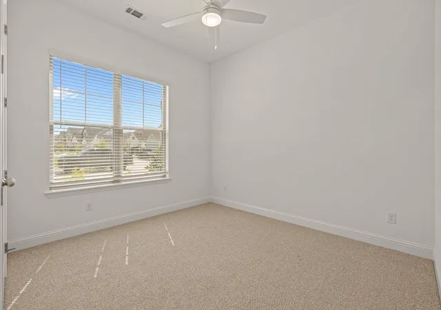 Photo 4 of Single family home for sale at 920 Sandpiper Dr, Aledo, TX 76008 | MLS# 21316919 | Listing updated on 2026-10-04