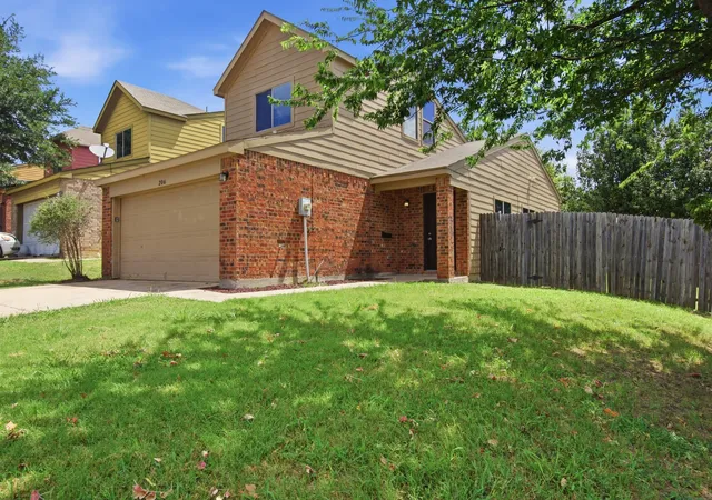 Photo 3 of Single family home for sale at 206 River Rock Dr, Dallas, TX 75217 | MLS# 21318301 | Listing updated on 2026-08-27
