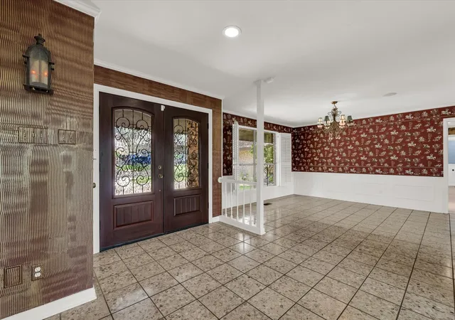 Photo 3 of Single family home for sale at 3716 Laguna Vista Dr, Waco, TX 76708 | MLS# 21321610 | Listing updated on 2026-08-31