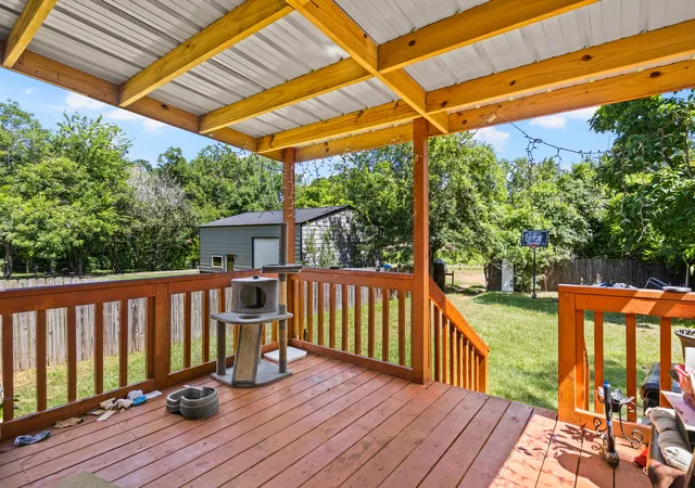 Photo 3 of Single family home for sale at 720 Buffalo St, Gilmer, TX 75644 | MLS# 21322204 | Listing updated on 2026-10-06