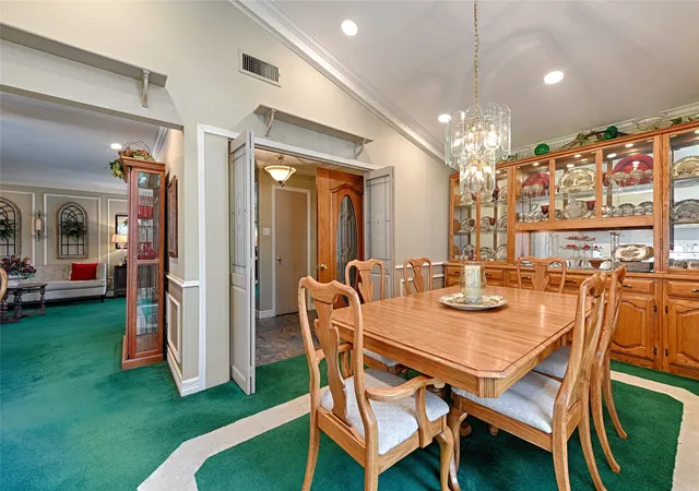 Photo 3 of Sale Pending at 112 Cloudcrest Dr, De Soto, TX 75115 | MLS# 21322393 | Listing updated on 2026-08-25
