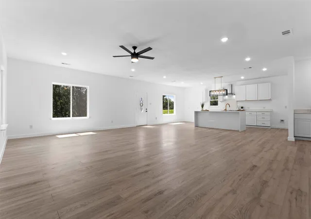 Photo 4 of Single family home for sale at 4406 S Ottawa Rd, Dallas, TX 75212 | MLS# 21322488 | Listing updated on 2026-08-30