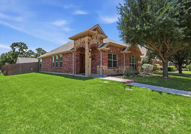 Photo 1 of Single family home for sale at 9024 Stewart St, Cross Roads, TX 76227 | MLS# 21318366 | Listing updated on 2026-10-01
