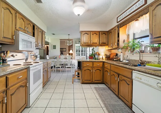 2nd image of 610 46th St Ne, Paris, TX 75462 | MLS# 21322189