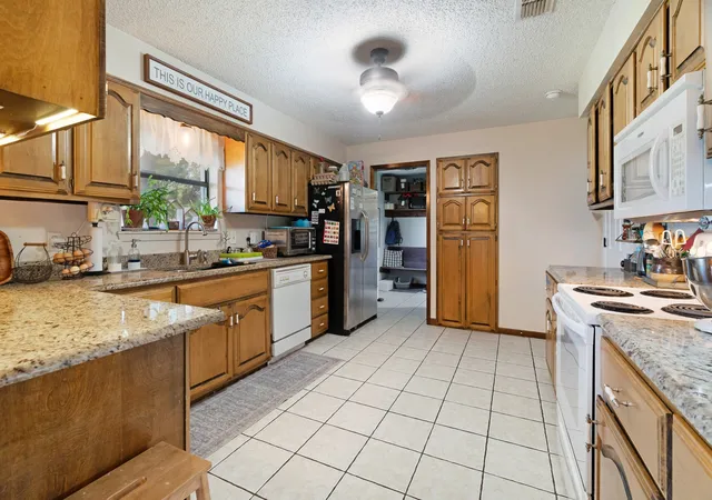 3rd image of 610 46Th St Ne, Paris, TX 75462 | MLS# 21322189
