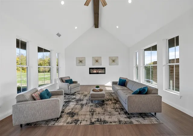 Photo 2 of Single family home for sale at 1203 Chapel Dr, Rockwall, TX 75032 | MLS# 21322553 | Listing updated on 2026-10-04