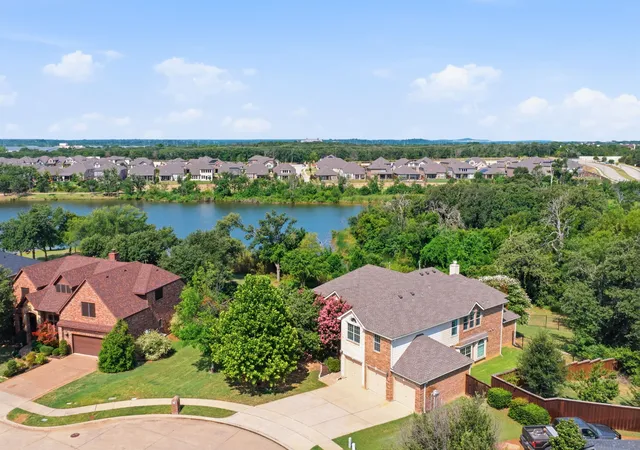 Photo 1 of Single family home for sale at 2703 Pottery Trl, Corinth, TX 76210 | MLS# 21321864 | Listing updated on 2026-08-22