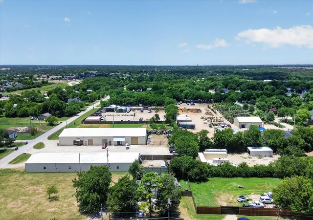 Photo 4 of Land for sale at 8006 Renee Dr, Arlington, TX 76001 | MLS# 21322582 | Listing updated on 2026-07-08