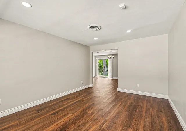 Photo 3 of Single family home for sale at 5237 Greene Ave, Fort Worth, TX 76133 | MLS# 21316700 | Listing updated on 2026-07-07