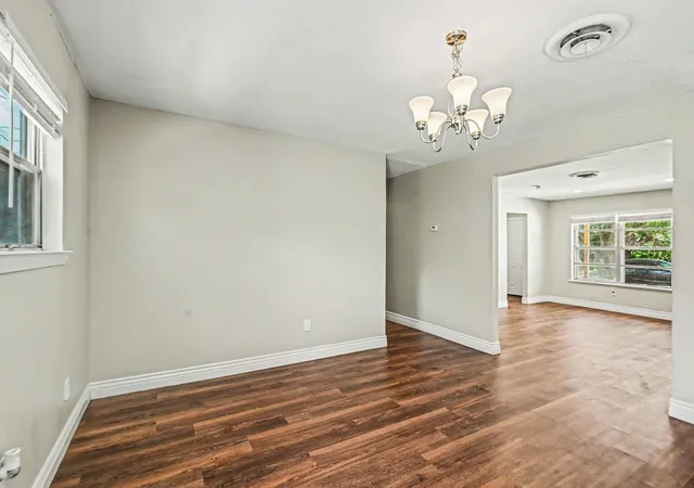 Photo 3 of Single family home for sale at 5237 Greene Ave, Fort Worth, TX 76133 | MLS# 21316700 | Listing updated on 2026-07-07