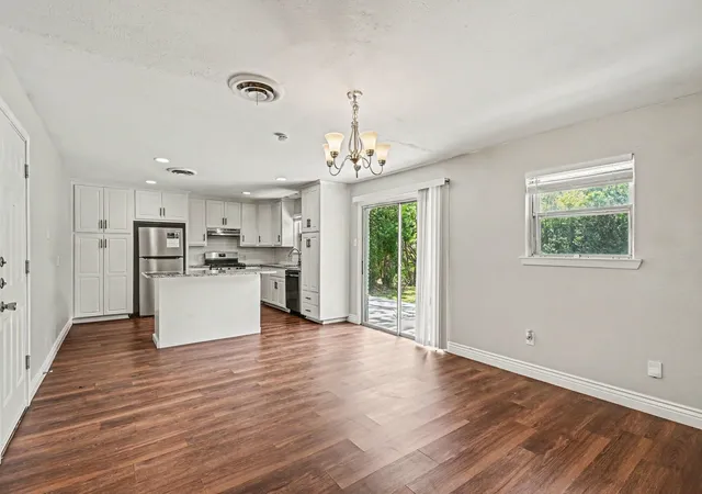 Photo 4 of Single family home for sale at 5237 Greene Ave, Fort Worth, TX 76133 | MLS# 21316700 | Listing updated on 2026-07-07