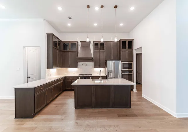 Photo 4 of Single family home for sale at 2008 Casting Ridge, Mesquite, TX 75181 | MLS# 21322609 | Listing updated on 2026-10-06