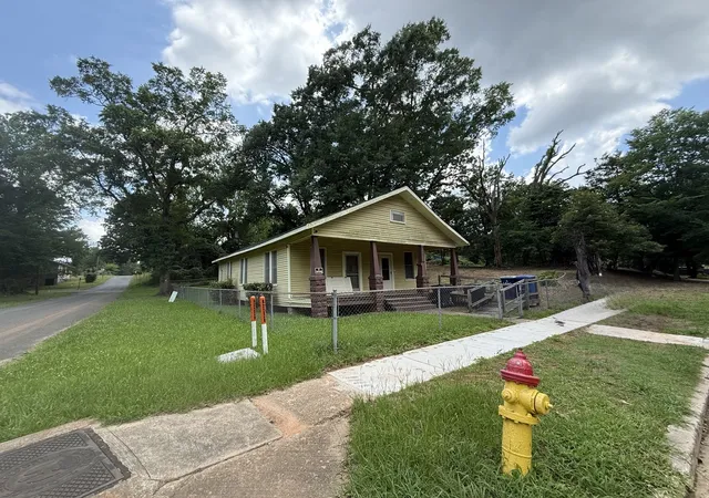 Photo 3 of Single family home for sale at 3001 Hardy, Shreveport, LA 71109 | MLS# 21321840 | Listing updated on 2026-07-07