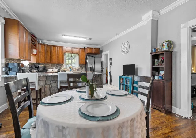 Photo 4 of Single family home for sale at 2700 Cole Ave, Waco, TX 76707 | MLS# 21322606 | Listing updated on 2026-08-08