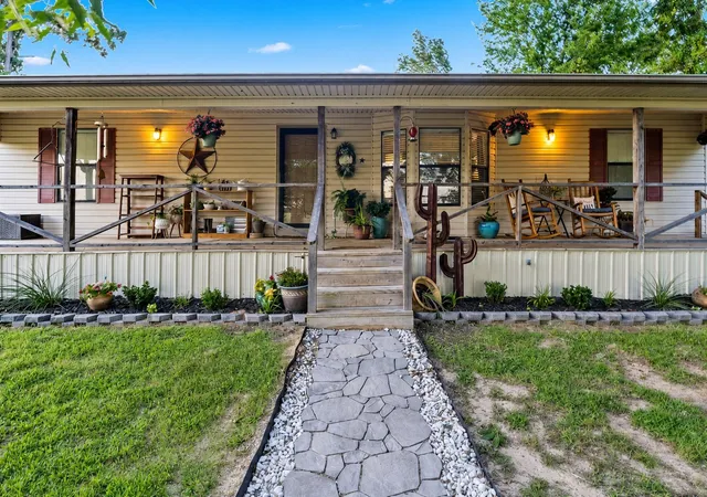 Photo 3 of Single family home for sale at 15197 Farm Road 71 E, Sulphur Bluff, TX 75481 | MLS# 21322569 | Listing updated on 2026-08-22