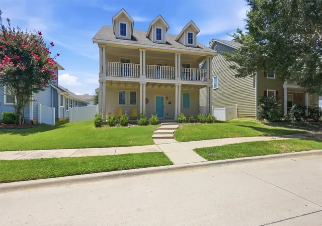 Photo 2 of Single family home for sale at 9520 Cape Cod Blvd, Aubrey, TX 76227 | MLS# 21322674 | Listing updated on 2026-08-14