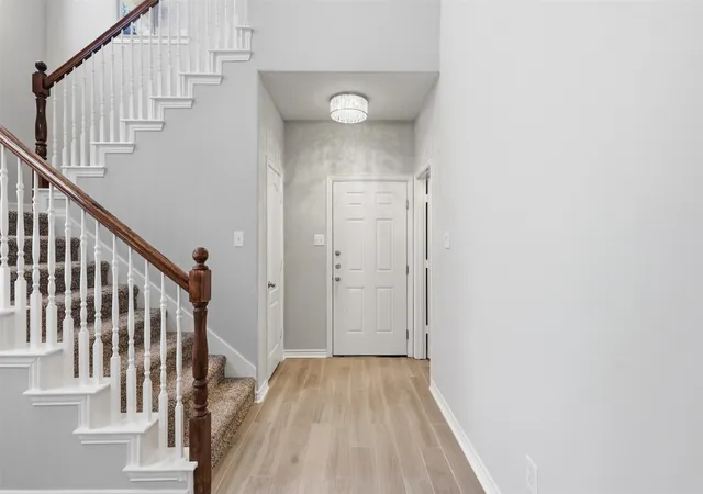 Photo 4 of Single family home for sale at 9520 Cape Cod Blvd, Aubrey, TX 76227 | MLS# 21322674 | Listing updated on 2026-08-14