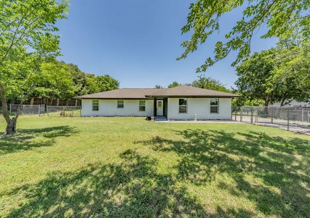 Photo 1 of Single family home for sale at 114 Wagon Wheel Ln, Wylie, TX 75098 | MLS# 21322539 | Listing updated on 2026-08-24