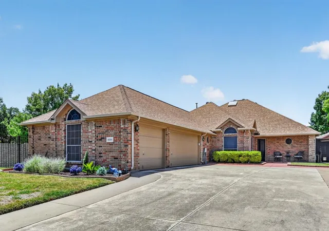 Photo 2 of Single family home for sale at 6001 Rock Cvs, Flower Mound, TX 75028 | MLS# 21315879 | Listing updated on 2026-08-22