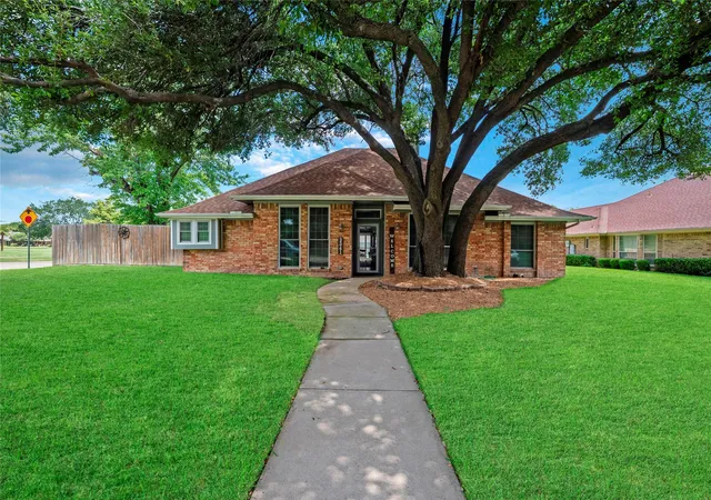 Homes for sale in Plano, TX | 2341 Tamarisk Ln, Plano, TX 75023 | MLS# 21312119