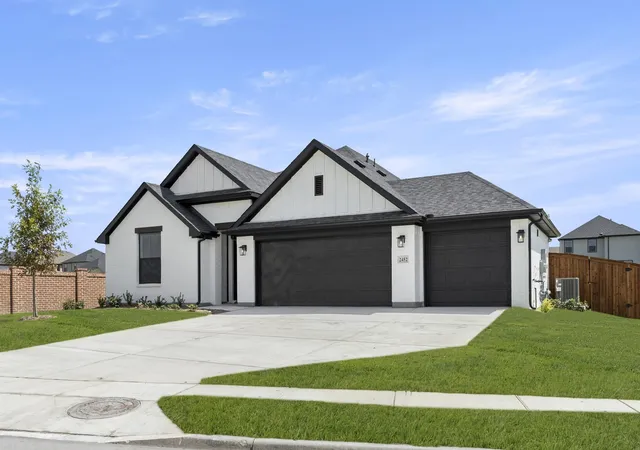 Photo 2 of Single family home for sale at 2452 Wheatfield Nook Blvd, Royse City, TX 75189 | MLS# 21322868 | Listing updated on 2026-09-21