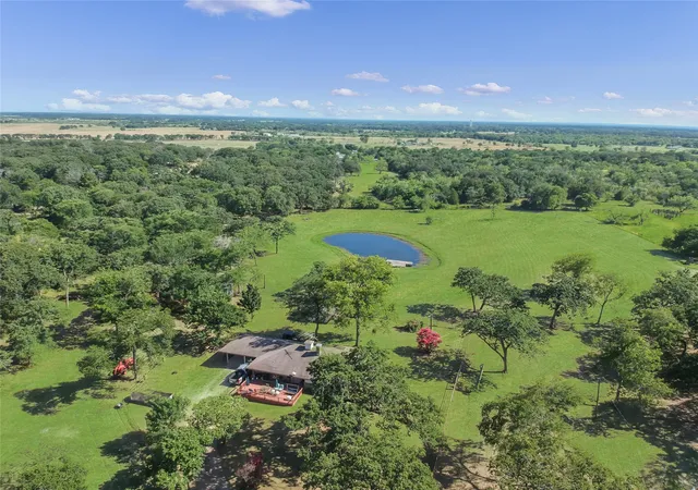 Single family home for sale at 1001 Sandy Ridge Rd, Scurry, TX 75158 | MLS# 21322529
